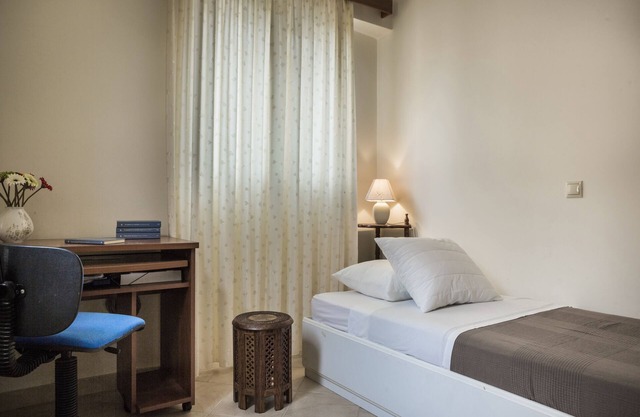 Cozy maisonette at the palms tree road