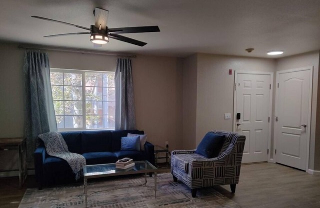 Cozy Mountain Retreat Condominium