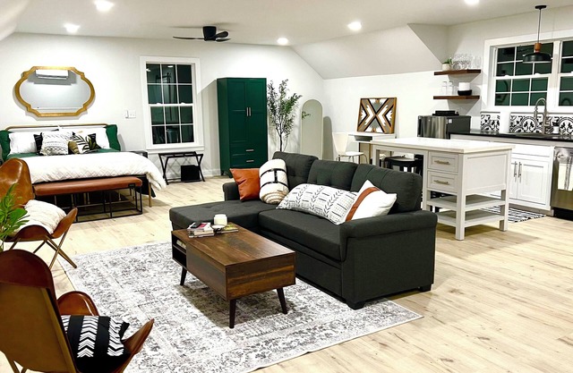 Cozy, new and modern guesthouse. Don’t get a hotel, get a VILLA!