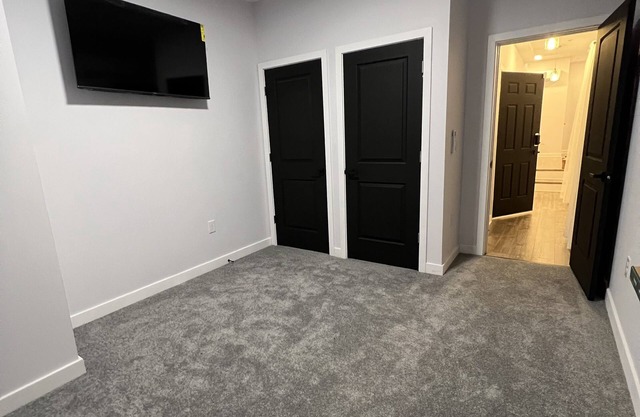 Cozy newly renovated two-bedroom apartment