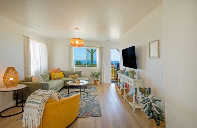Cozy Oceanview Hideaway#1 on Golf Course/Airport