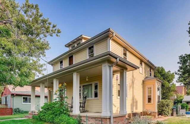 Cozy Old Town Lafayette Duplex in 5-star Location