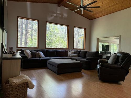 Cozy Pine Cabin