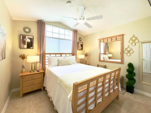 Cozy Private Apartment - Stylish & Spotless