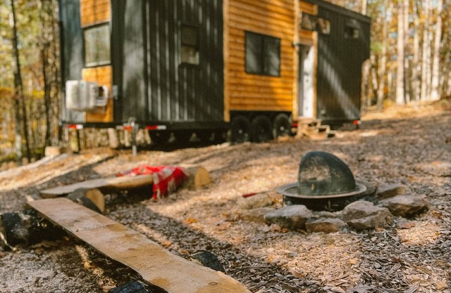 COZY PSU Rustic Tiny Home and Fishing Retreat