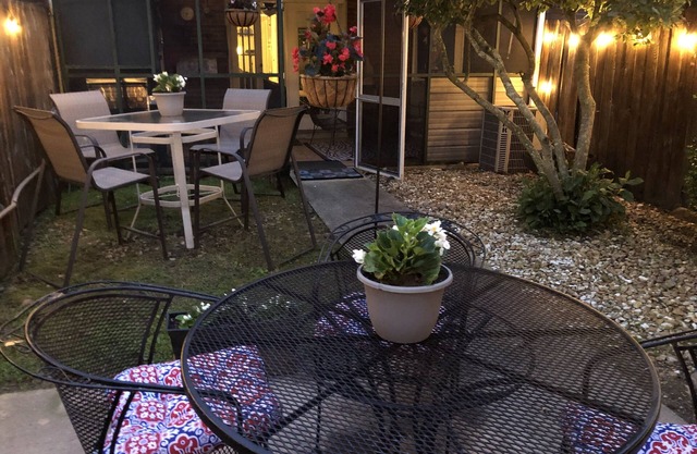 Cozy Rebel Townhouse 3rd night free