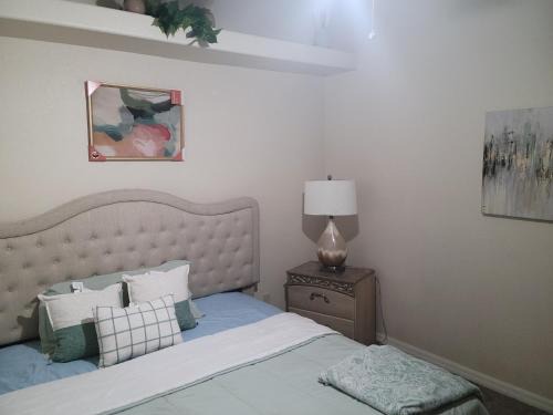 Cozy room with HEATED POOL & SPA -HOT TUB for relaxation