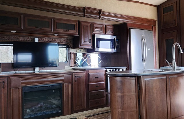 Cozy RV for the Solar Eclipse