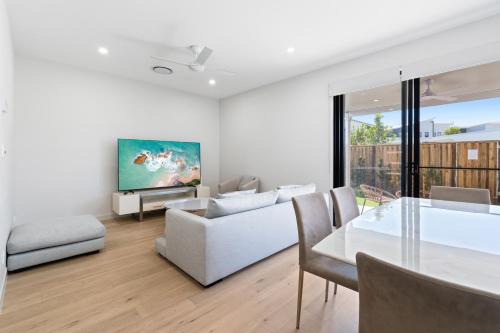 Cozy Stay 4BR Townhouse