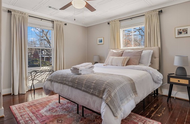 Cozy stay in the heart of Ashland