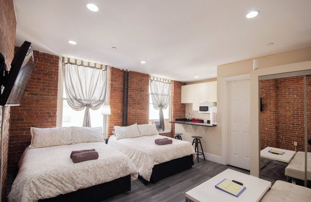 Cozy STUDIO 3 Full beds near Midtown Empire State Building 5