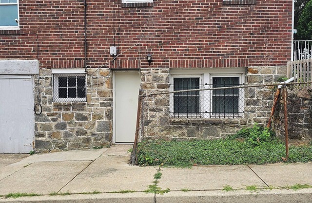 Cozy studio in charming Baltimore with WiFi