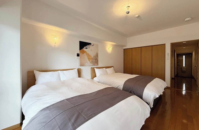 Cozy Studio in Perfect Spot – Walk to Peace Park