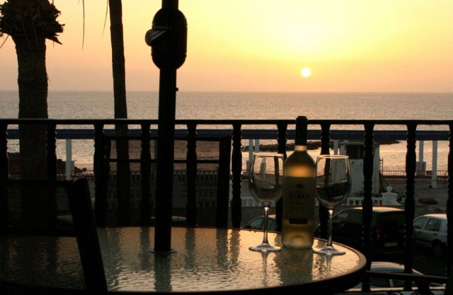 Cozy & sunny studio in Fañabe beach with Sunset Sea Views of La Gomera,Free Wifi