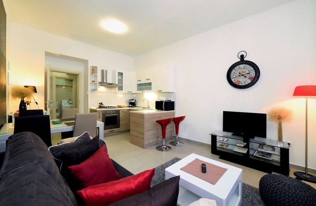 Cozy two bedrooms apartment