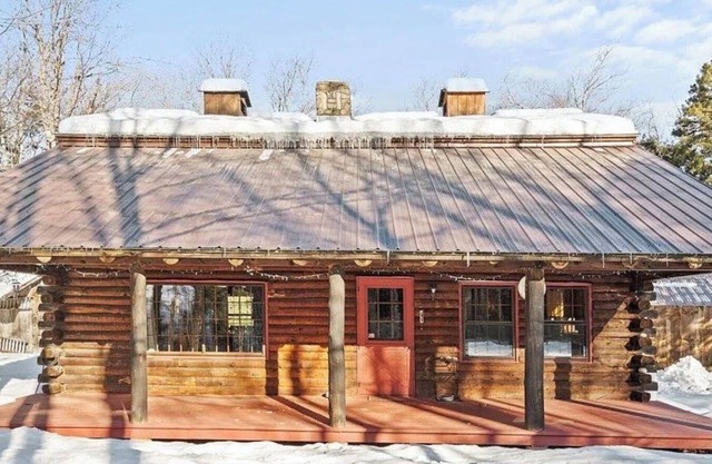 Cozy VT Retreat 5 Minutes from Stratton - Ski, Swim, Escape