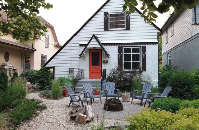 Cozy Wolseley Home!