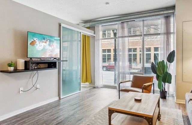 Cozysuites Mill District Pool gym 02