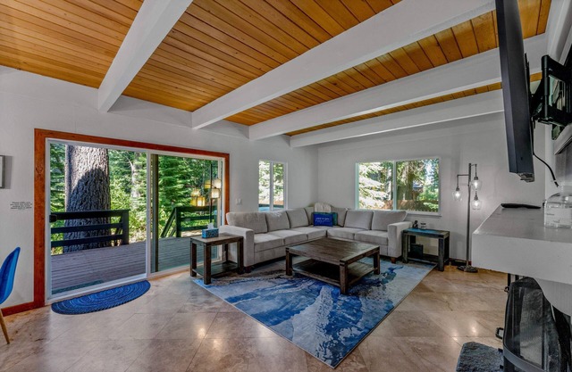 Creekside Retreat w/Hot Tub, Near Homewood Resort