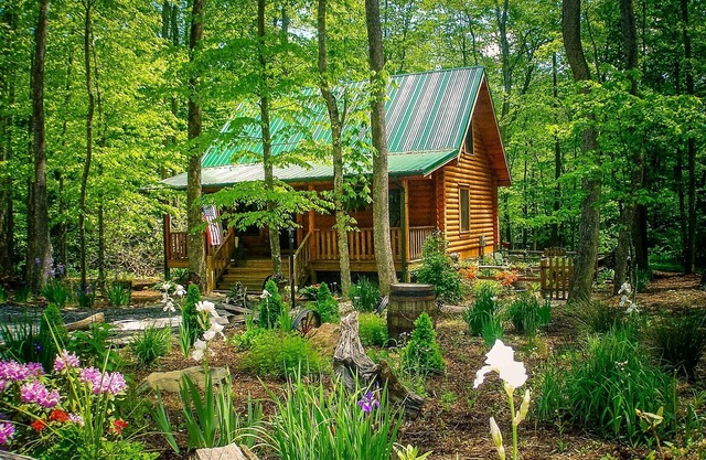 Creekside Serenade Available Labor Day Weekend!