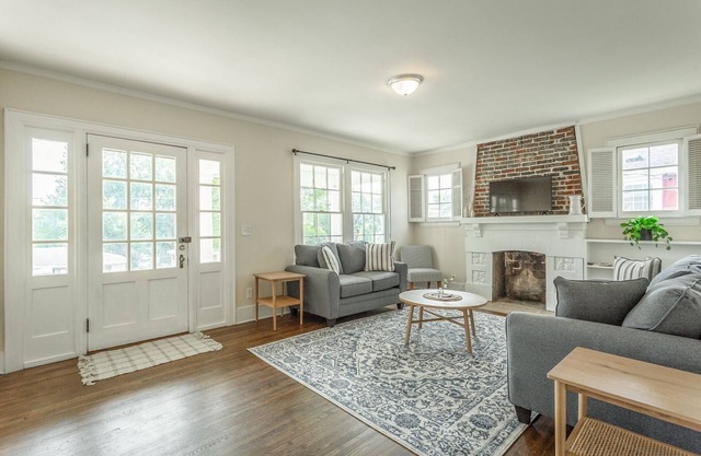 Crescent Cottage | Close to Crabtree Farms Venue + Downtown Chattanooga! | 3 Bed, 2 Bath