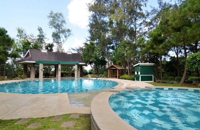 Crosswinds Resort Suites