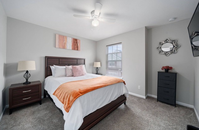 Crown Point Rental