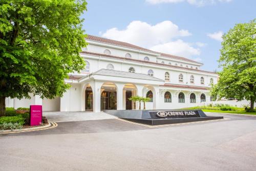 Crowne Plaza Gerrards Cross by IHG