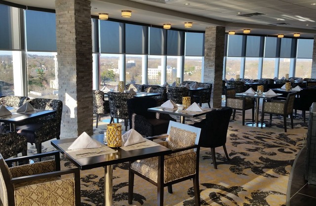 Crowne Plaza Saddle Brook by IHG