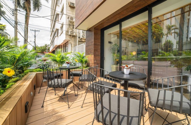 CRS 504 - Enjoy Cali at Double Room in Centenario