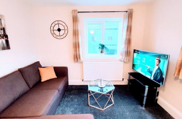 Crystal Suite 2 is located and very short walk to the Fish Quay and the Marina.