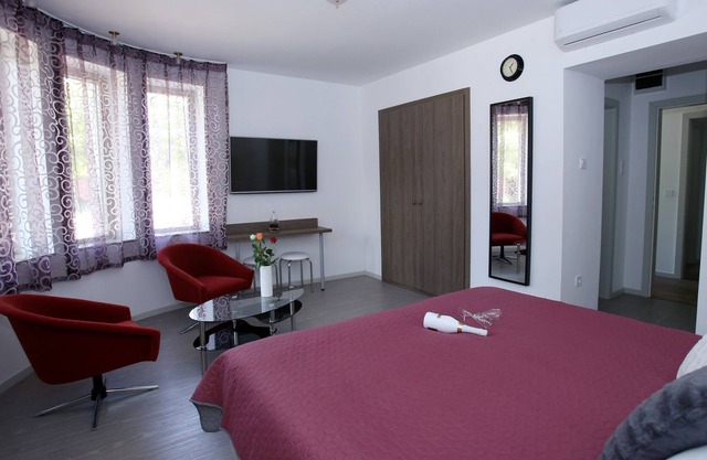 Csillag Villa - Deluxe King Studio