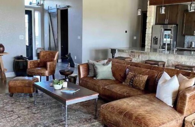 Custom 3 bedroom ranch in beautiful hill country