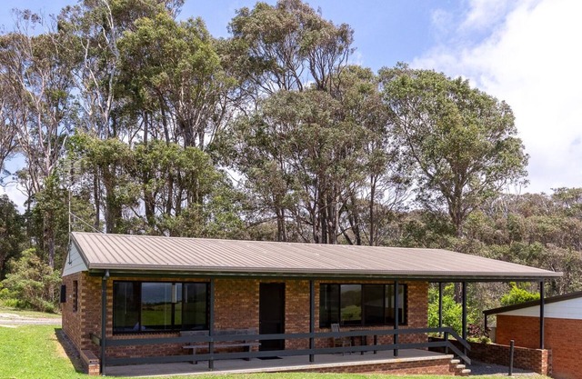 Cuttagee Beach Cottage 5