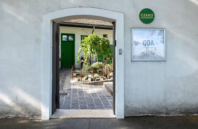 Czakó Bed & Breakfast