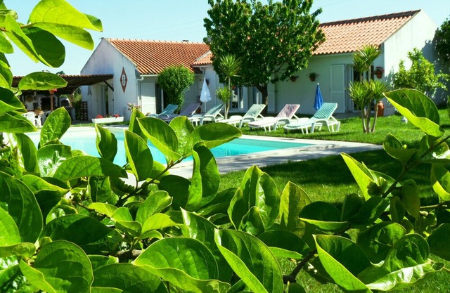 D'HÔTES- ROOMS BED & Breakfast- QUARTOS OF HOSPEDES- NAZARÉ- ALCOBAÇA.