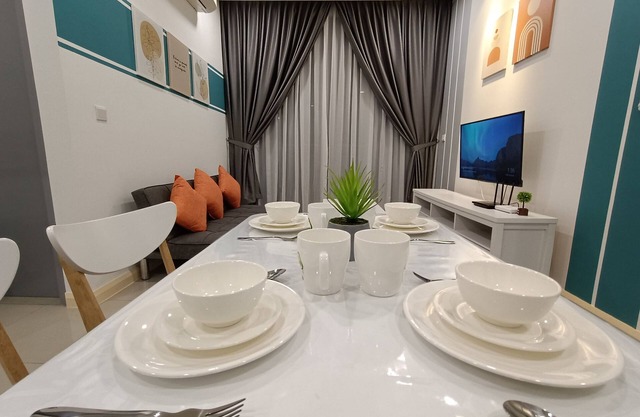 D'Pristine 01@walk to LEGOLAND, 2BR 6PAX Netflix