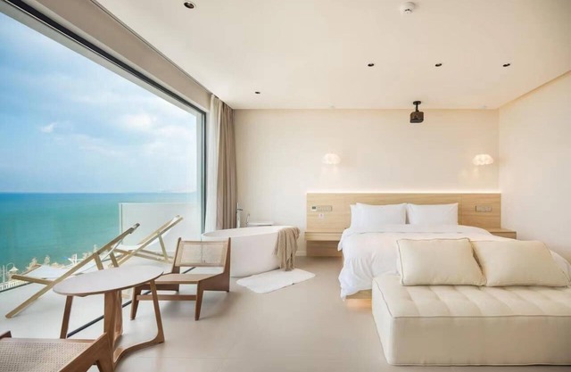 Dali Qiyu Half Hill Seaview Villa Erhai