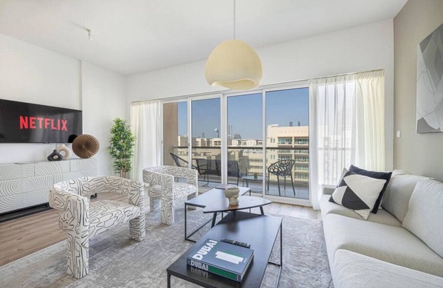 Daniels 2BR | The Greens | Park View