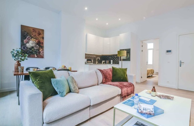 Dansaert X - One Bedroom Apartment, Sleeps 4