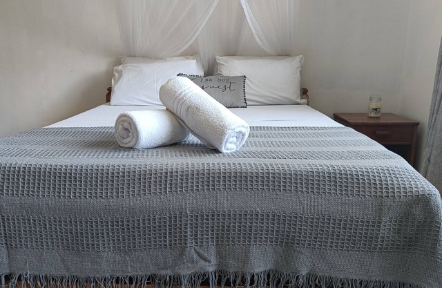 Dar Es Salaam Modern House near Beach with WiFi and bath tub
