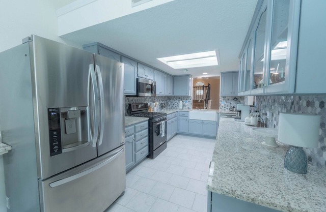 Darlington Blue Gem! Large Home with Pool and Hot Tub.