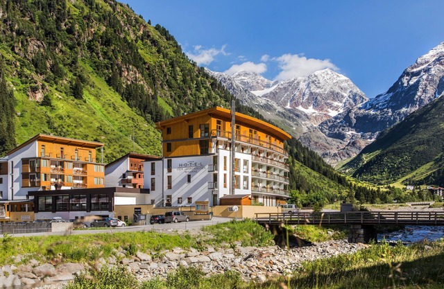 DAS VIER Sport,- und Wellnesshotel