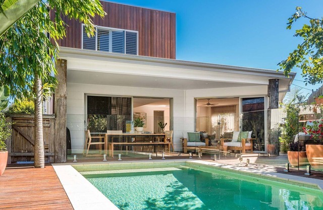 Dashwood - near Lennox Head town & beach with pool