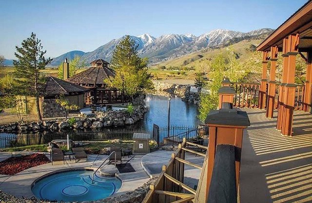 David Walley's Resort, 1br suite, Friday check-in