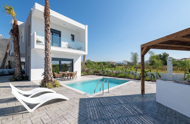 Davlakos Villa Eve