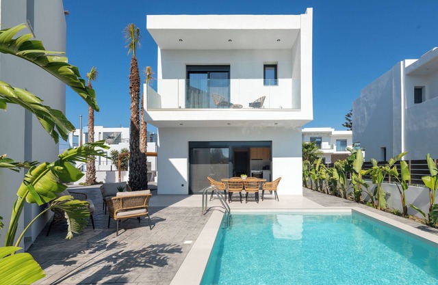 Davlakos Villa Rea