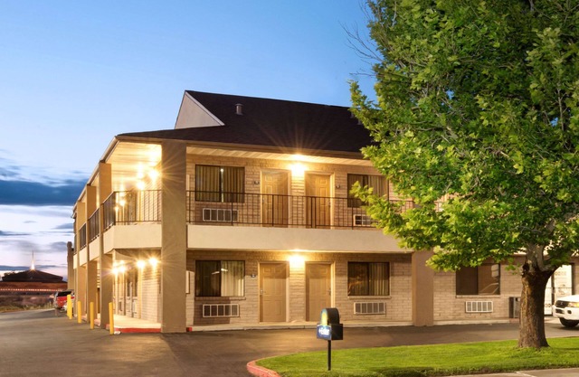 Days Inn by Wyndham Albuquerque West