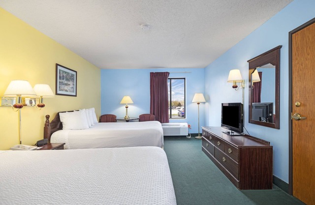 Days Inn by Wyndham Battlefield Rd/Hwy 65