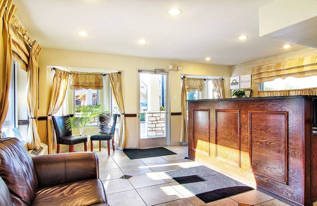 Days Inn by Wyndham Market Center Dallas Love Field